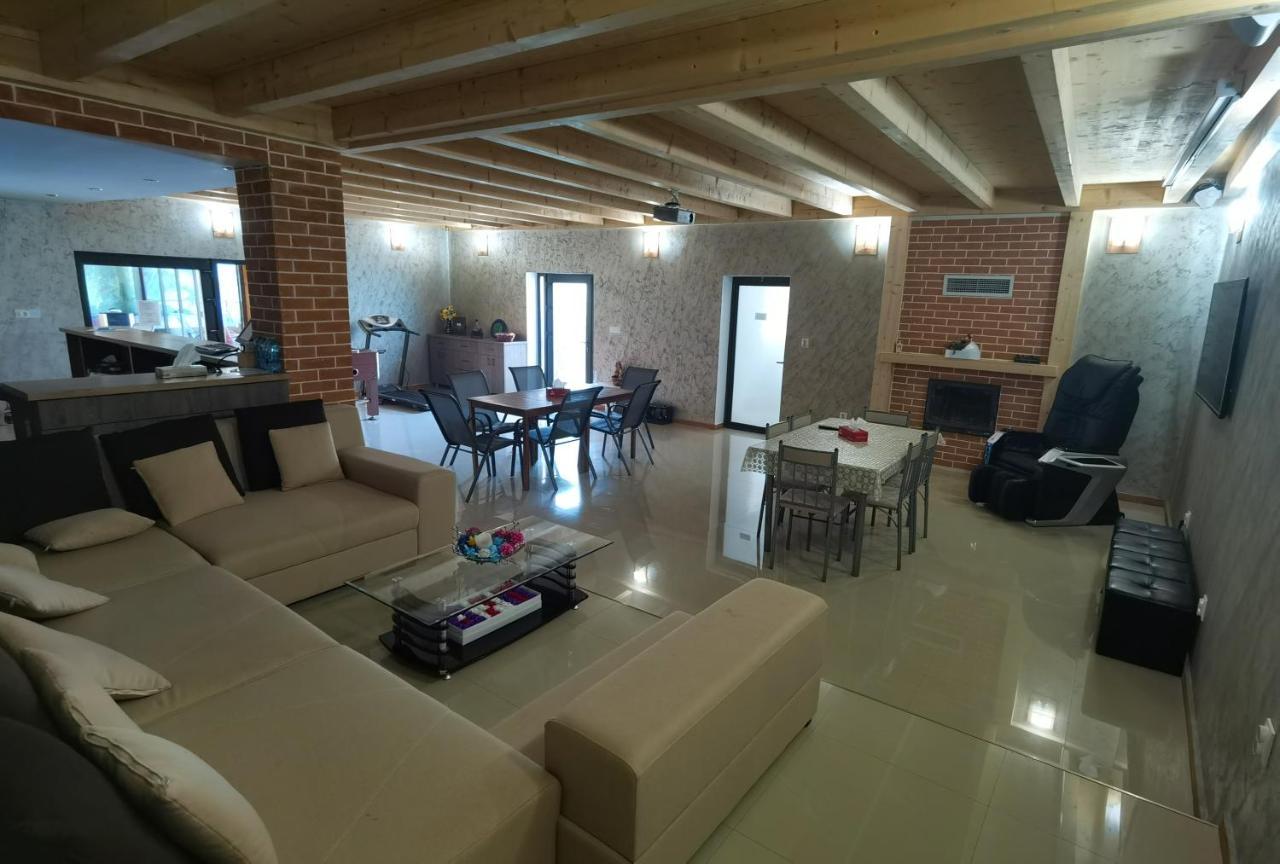 Dnt House &Spa Circea Exterior photo